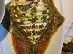 -赶海部落海鲜城(海阳路店)