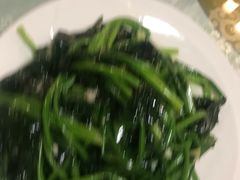 蒜泥菠菜-那达慕蒙古风味酒楼
