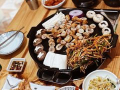 -24 新村雪浓汤(长白山烤肉店)