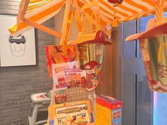 -麦当劳(上海虹桥站30B检票口楼上)