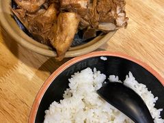-万和春排骨砂锅米饭(新业广场店)