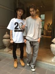 1420790875008-God Hands发型设计复古会所