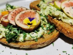 无花果手撕鸡肉tapas-Toris(LuOne凯德晶萃广场店)