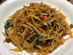 -肆海小川菜酒馆Wine Bistro (青年路店)
