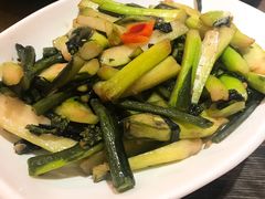 清炒菜苔-刘胖子家常菜·蹄花焖藕(中南店)