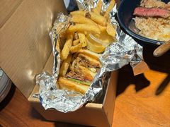 -满满初牛·炭烧牛肉专门店(国大店)