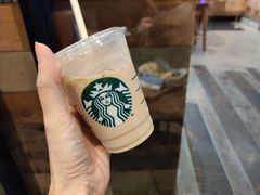 燕麦拿铁-星巴克臻选(深圳海上世界店)