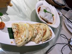 招牌肉松肠粉-屋顶花园餐厅(步行街老地王大厦店)