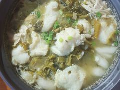 -周鱼小馆石锅酸菜鱼(活力汇店)