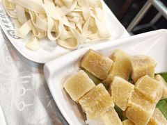 -羊家胡同·龙虾烧烤火锅(龙汇路店)