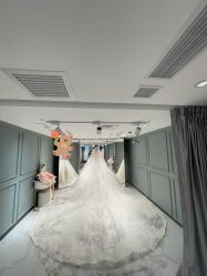 点击看大图 -GRACE KELLY婚纱与礼服(北京店)