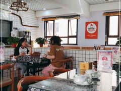 大堂-八两八金·莱芜特色炒鸡(市南漳浦路店)