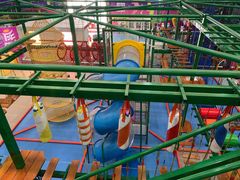 -超人空间竞技场·轰趴团建蹦床主题公园