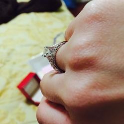 -威德钻石-克拉钻大本营(南京东路店)