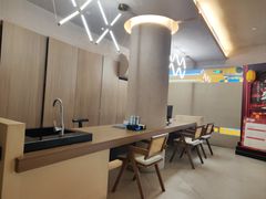 -灸春堂·艾灸·痛症·整脊连锁(之江银泰店)