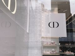 -Dior迪奥(上海世茂广场店)