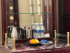 -深圳富苑皇冠假日套房酒店