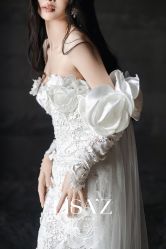-Renee芮亦婚纱(原丽莎)