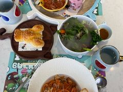 -水桶王国主题餐厅·聚会·生日派对·亲子活动·家庭套餐(亚龙湾希尔顿店)