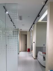 -碧莲盛·脱发养发中心