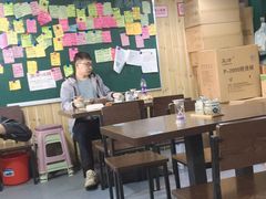 大堂-内蒙焖面大盆骨餐馆(山大路店)