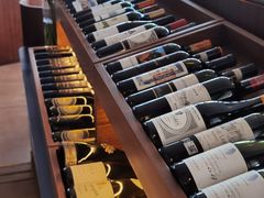 -MONICH牛排融合餐厅(和义大道购物中心店)