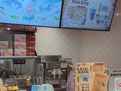 -DQ·蛋糕·冰淇淋(大宁国际商业广场店)