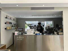 -HUGS coffee(东区店)
