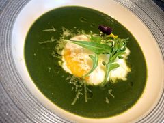 菠菜汤-卡普里披萨·牛扒·下午茶
