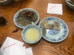 老北京炸灌肠-门框胡同百年卤煮(新街口店)