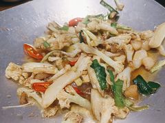 -俭寨大盘鸡·手抓肉·烧烤新疆菜(乌苏路店)