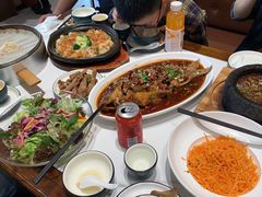 -梅利汴京烤鸭•开封豫菜地标店(东司门店)