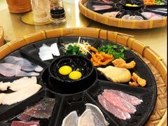 -老国贸云南传统过桥米线(滇池店)