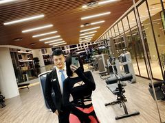 -黄金时代游泳健身云畔会所(绿地中心双子塔店)