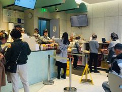 -奈雪的茶(亨特国际广场店)