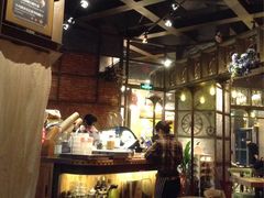 -玛格萝妮(汇智国际商业中心店)