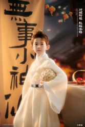 -小脚丫专业儿童摄影店