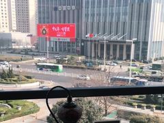 -香格里拉鱼跃地中海西餐厅·牛排披萨