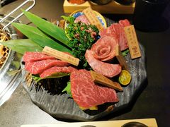 鲜切牛肉拼盘-芯元·碳烤熟成牛肉(经开店)