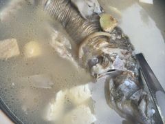 -土砂锅生态山庄·非遗砂锅雅鱼