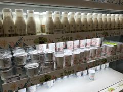 -绿姿鲜奶烘焙(朝晖店)