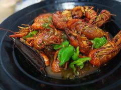 -虾弄弄海派小龙虾·牛羊蝎子火锅