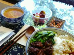 -蜗牛小馆醉乡民谣云南菜(惠新西里店)