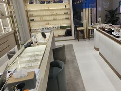 -无界眼镜MaxLess(南翔印象城店)