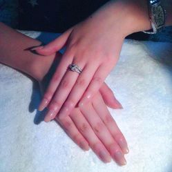 -EMILY艾枚莉美甲美睫·美颜·现磨咖啡