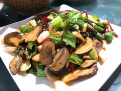 -四方小吃·白族庭院餐厅