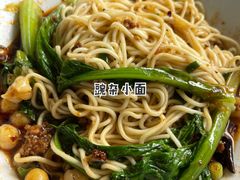 -八一路好吃街(雨田商务大厦店)