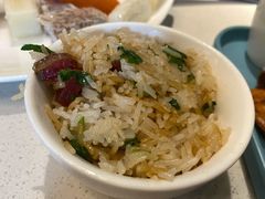 特色腊味煲仔饭-百年果林椰子鸡(中洲店)