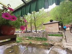 -北京水岸山吧度假村(雁栖镇店)