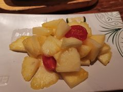 青柠拌菠萝-云海肴·汽锅鸡·云南菜(美罗城店)